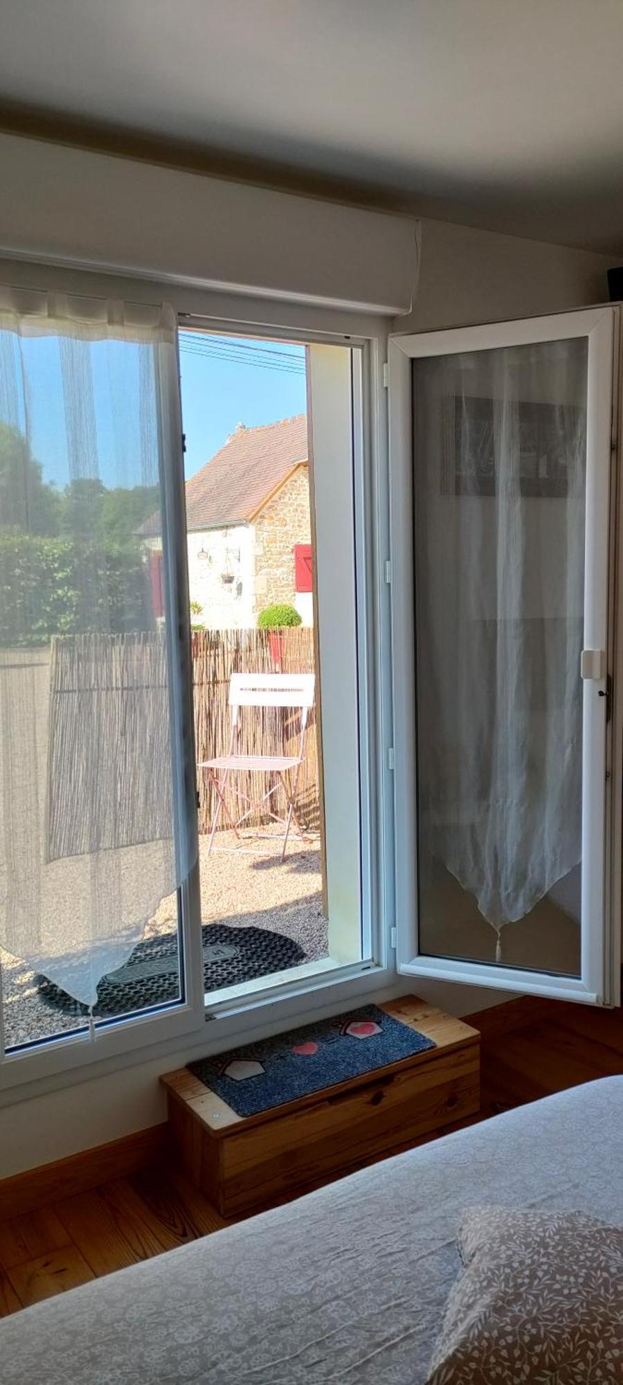 Les Lys Jolie Suite Parentale Privative Deux Adultes Avec Sdd Pertheville-Ners Dış mekan fotoğraf