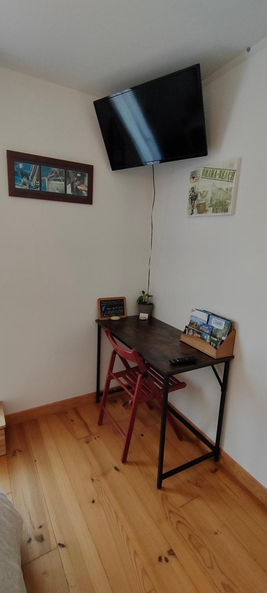 Les Lys Jolie Suite Parentale Privative Deux Adultes Avec Sdd Pertheville-Ners Dış mekan fotoğraf